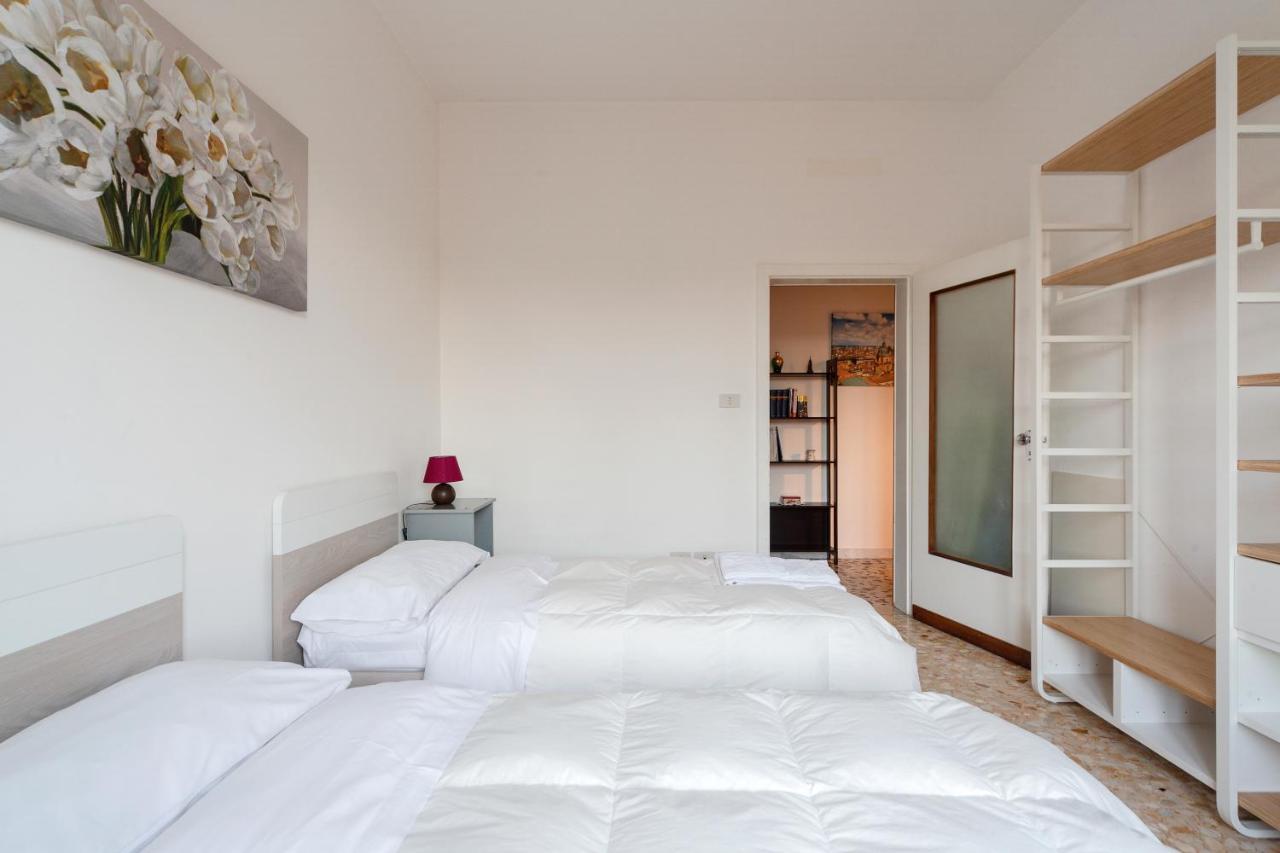 Bright&Cozy C5 Fiera Apartment โบโลญญา ภายนอก รูปภาพ