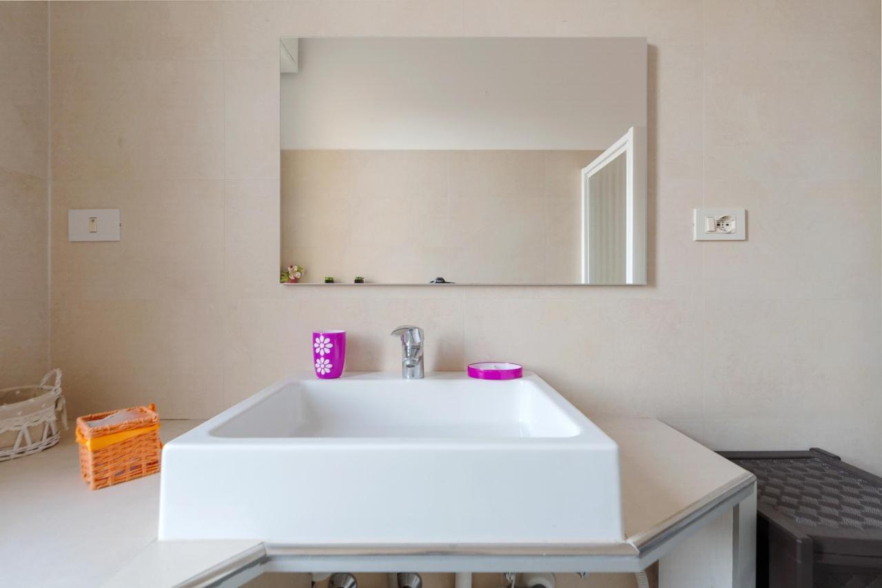Bright&Cozy C5 Fiera Apartment โบโลญญา ภายนอก รูปภาพ