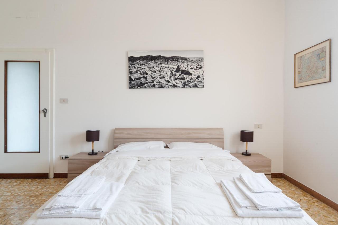 Bright&Cozy C5 Fiera Apartment โบโลญญา ภายนอก รูปภาพ